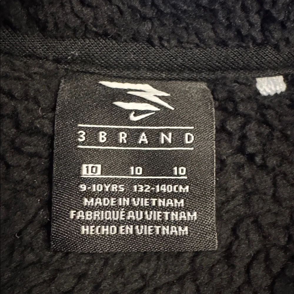 EUC! Nike 3 Brand Black Sherpa Fleece Zip Vest with White Logo, sz 10